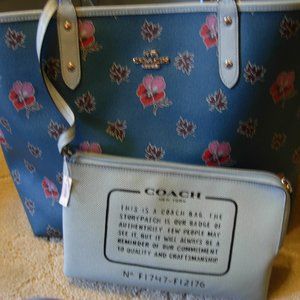 COACH city REVERSABLE TEAL TOTE